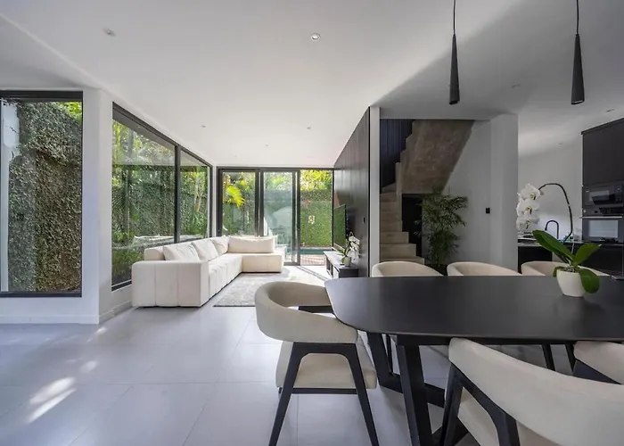 Villa La - Luxury 4 Bedroom Pool