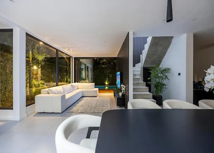 Villa La - Luxury 4 Bedroom Pool