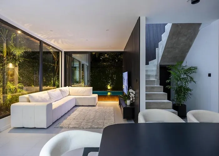 Villa La - Luxury 4 Bedroom Pool *